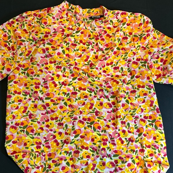 Floral Print Blouses (2) - Picture 7 of 11